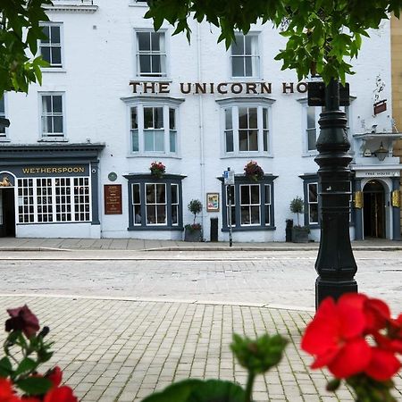 The Unicorn Hotel Wetherspoon ريبون المظهر الخارجي الصورة