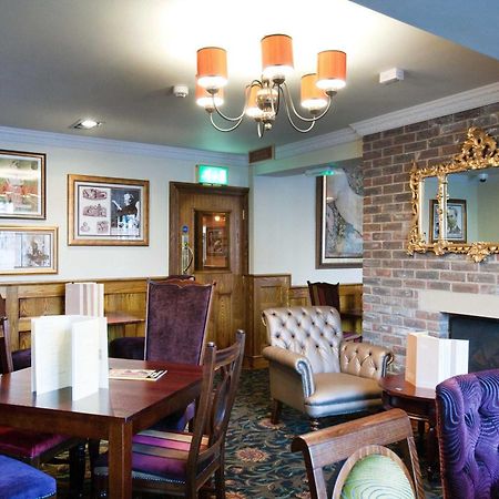 The Unicorn Hotel Wetherspoon ريبون المظهر الخارجي الصورة