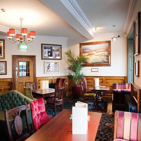 The Unicorn Hotel Wetherspoon ريبون المظهر الخارجي الصورة