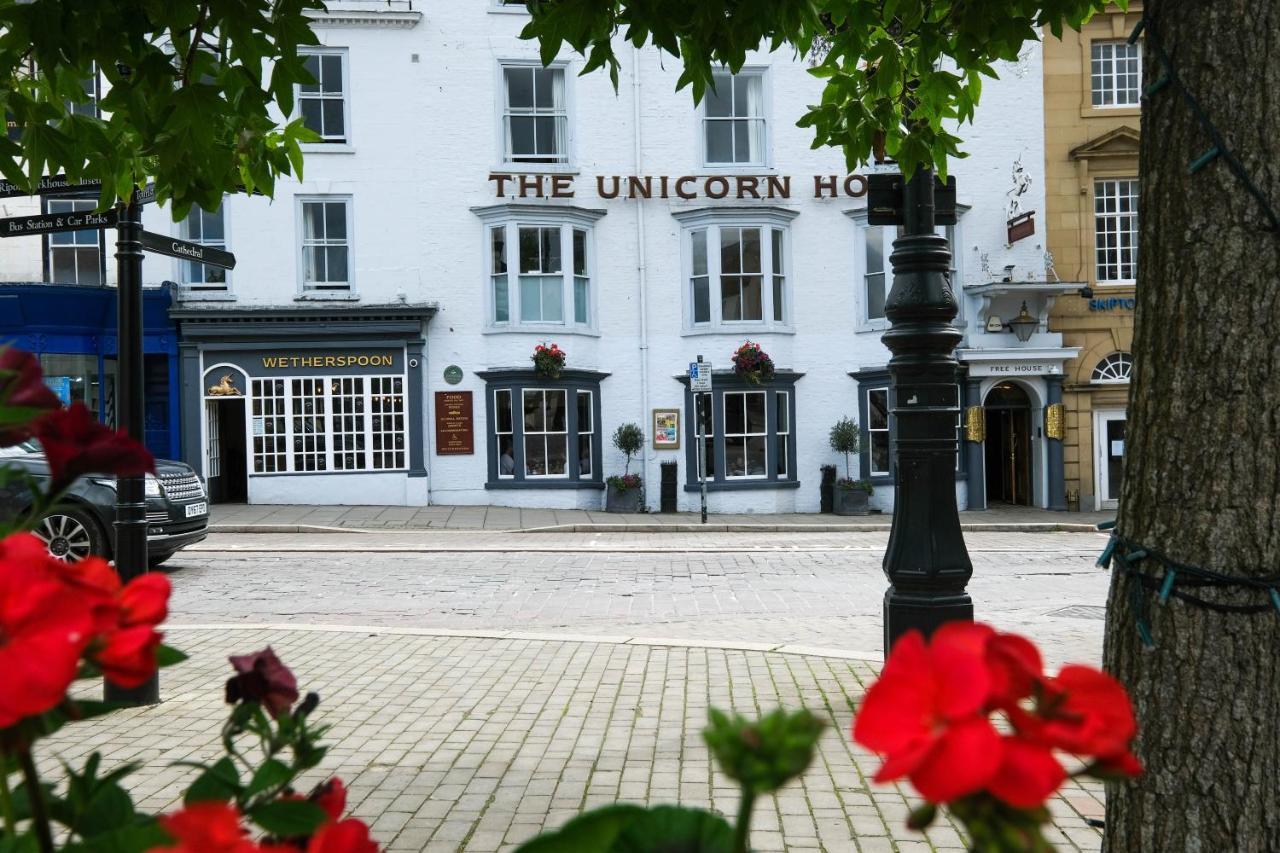 The Unicorn Hotel Wetherspoon ريبون المظهر الخارجي الصورة