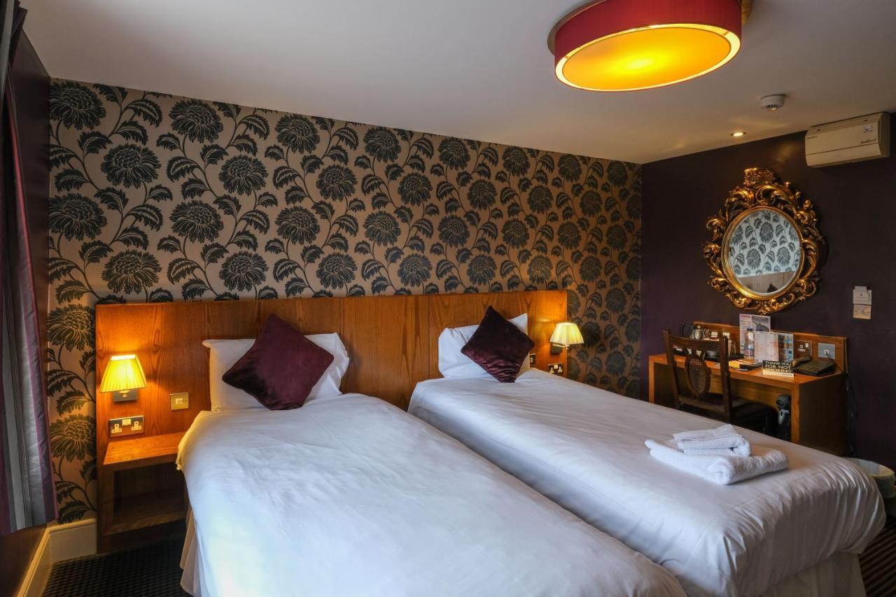 The Unicorn Hotel Wetherspoon ريبون المظهر الخارجي الصورة