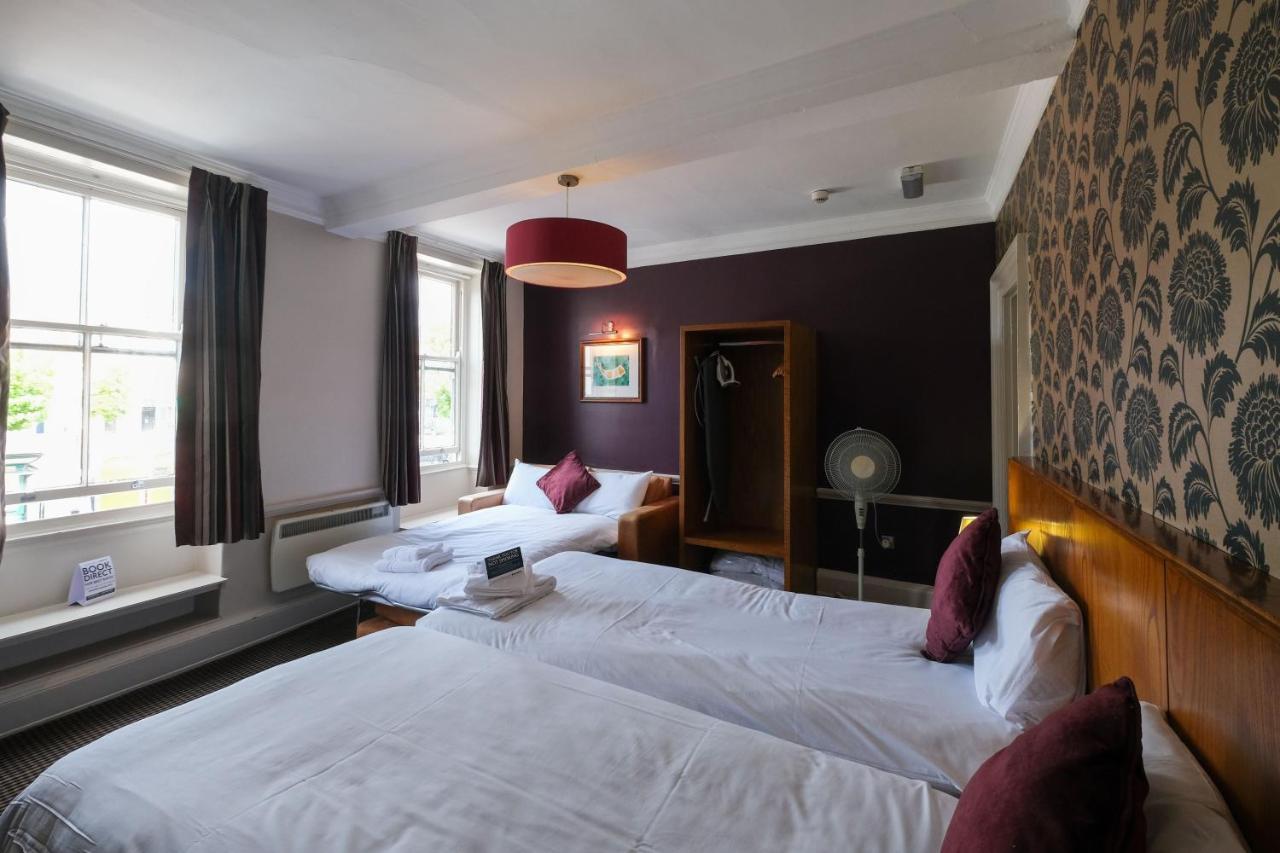 The Unicorn Hotel Wetherspoon ريبون المظهر الخارجي الصورة