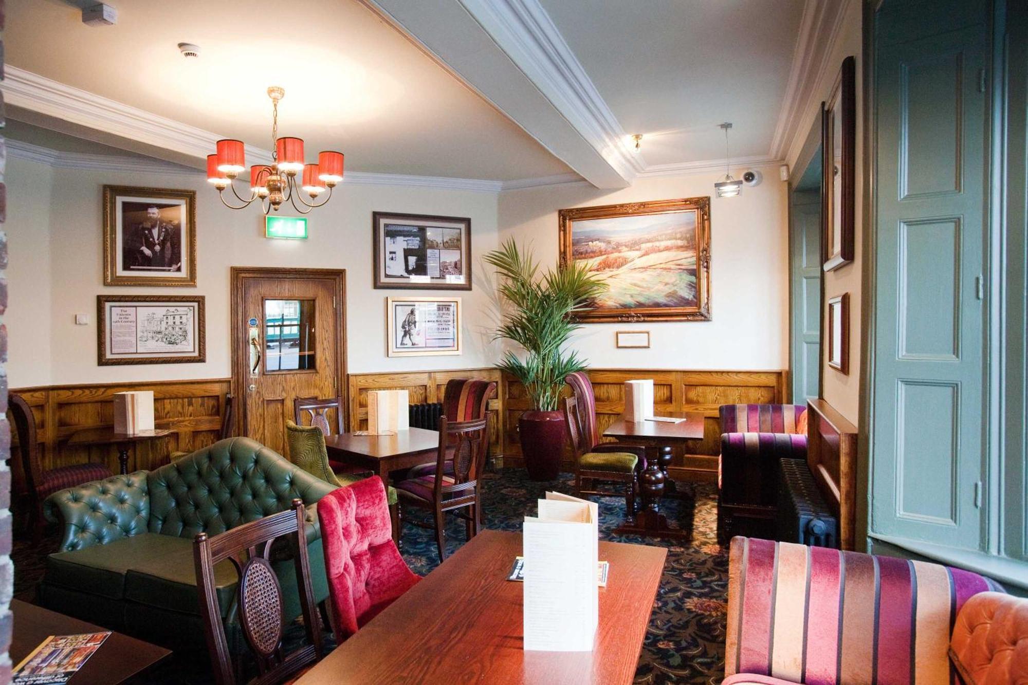 The Unicorn Hotel Wetherspoon ريبون المظهر الخارجي الصورة